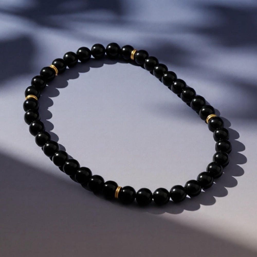 Vintage Elegant Black and Gold Beaded Necklace